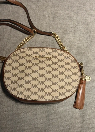 Michael Kors Tasche, marque: Michael Kors, état: Très bon état, 60,00 €, 63,70 € Protection acheteurs incluse
