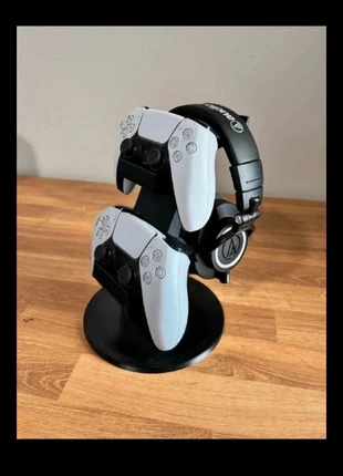 Soporte dos mandos y auriculares ps5, brand: PlayStation, condizioni: Nuovo senza cartellino, €6.00, €7.00 include la Protezione acquisti