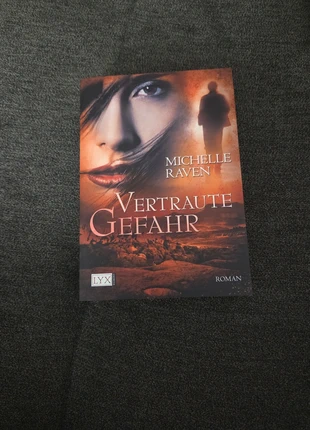 Vertraute Gefahr, staat: Heel goed, € 2,00, € 2,80 inclusief Kopersbescherming