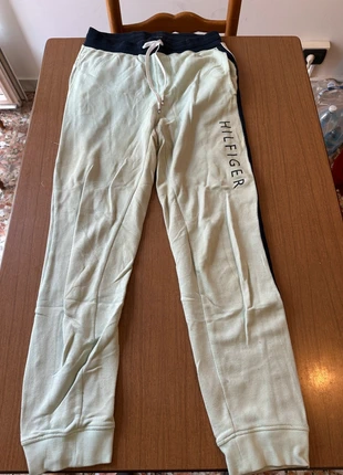 Pantaloni sportivi/casual Tommy Hilfiger donna XS (vestibilità fino a S), marca: Tommy Hilfiger, estado: Bueno, tamaño: XS / 34 / 6, 6,00 €, 7,00 € Protección al comprador incluida