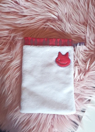 Gant de toilette / démaquillant Arlecchino genshin impact brodé Lyney , Lynette , Freminet, marque: Genshin impact, état: Neuf avec étiquette, 5,00 €, 5,95 € Protection acheteurs incluse