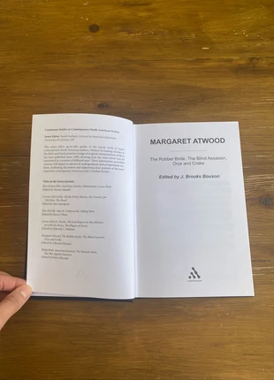 Margaret Atwood - the robber bride- alias grace- oryx and crake, condition: Very good, £8.00, £8.94 includes Buyer Protection