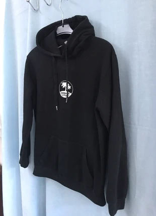 Zwarte hoodie Kariban, merk: Kariban, staat: Heel goed, maat: S, € 6,00, € 7,00 inclusief Kopersbescherming