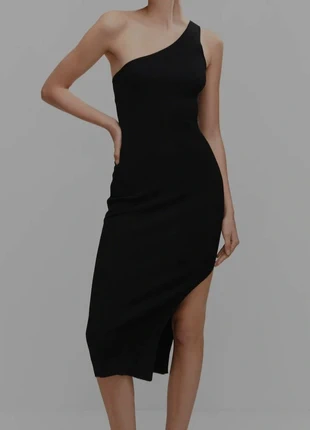 Robe longue noir mango taille L, marke: Mango, zustand: Sehr gut, größe: L / 40 / 12, 7,00 €, 8,05 € inklusive Vinted-Käuferschutz