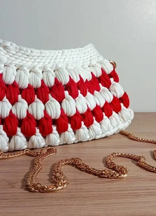 Sac à main crochet bicolore rouge et blanc avec chaîne dorée – fait main unique, brand: Fait Main, condition: New without tags, €45.00, €47.95 includes Buyer Protection