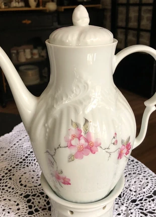 Théière fleurs de cerisiers Chastagner et Cie, merk: chastagner et Cie, staat: Heel goed, € 12,00, € 13,30 inclusief Kopersbescherming