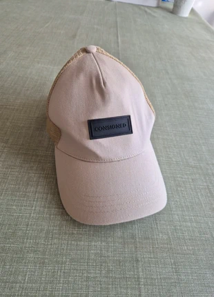 Consigned trucker hat cap, brand: Consigned, condition: Very good, size: One size, £3.00, £3.85 includes Buyer Protection