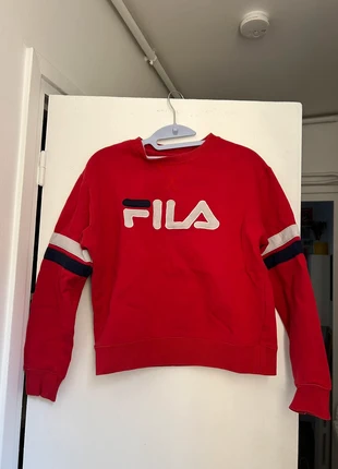 Sweat rouge FILA taille XS, marke: FILA, zustand: Sehr gut, größe: XS / 34 / 6, 8,00 €, 9,10 € inklusive Vinted-Käuferschutz