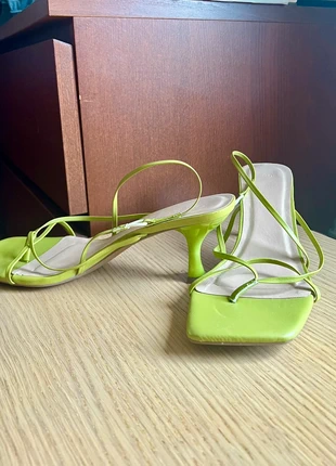 Green kitten heel sandal, merk: Shein, staat: Heel goed, maat: 43, € 6,00, € 7,00 inclusief Kopersbescherming