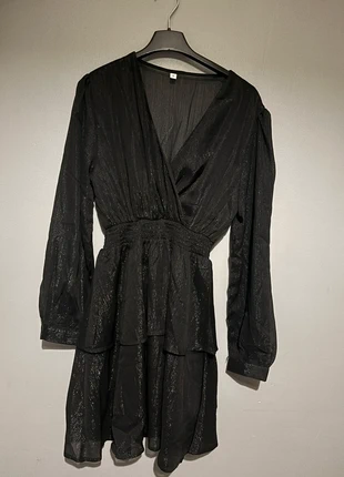 Robe de soirée noir à pailletés shein taille S, brand: Shein, condizioni: Nuovo senza cartellino, taglia: S / IT 40 / EU 36, €10.00, €11.20 include la Protezione acquisti