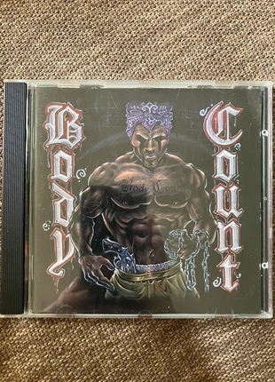 Body Count - Body Count (CD), staat: Heel goed, € 4,50, € 5,43 inclusief Kopersbescherming