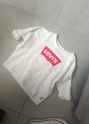 Pull court Levi's fille 3 ans, marque: Levi's, état: Très bon état, taille: 3 ans / 98 cm, 5,00 €, 5,95 € Protection acheteurs incluse