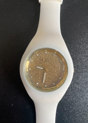 Reloj V&L blanco y dorado, marque: V&L, état: Très bon état, taille: Taille unique, 3,00 €, 3,85 € Protection acheteurs incluse