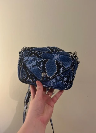 Blue and black snake skin handbag, brand: The Unbranded Brand, condition: Very good, £2.00, £2.80 includes Buyer Protection