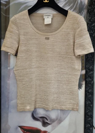 Chanel T-shirt, brand: Chanel, condizioni: Ottime, taglia: L / IT 44 / EU 40, €250.00, €263.20 include la Protezione acquisti