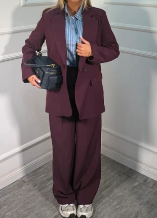 tailleur color prugna/vino elegante donna, marque: tailleur elegante, état: Neuf sans étiquette, taille: S / 36 / 8, 45,00 €, 47,95 € Protection acheteurs incluse