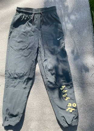 Bas Nike just do it taille m kids, merk: Nike, staat: Nieuw zonder prijskaartje, maat: M, € 20,00, € 21,70 inclusief Kopersbescherming