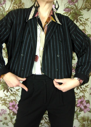 veste courte blazer noire rayures vintage années 80 coton, merk: Vintage Dressing, staat: Heel goed, maat: L / 40 / 12, € 29,00, € 31,15 inclusief Kopersbescherming Pro