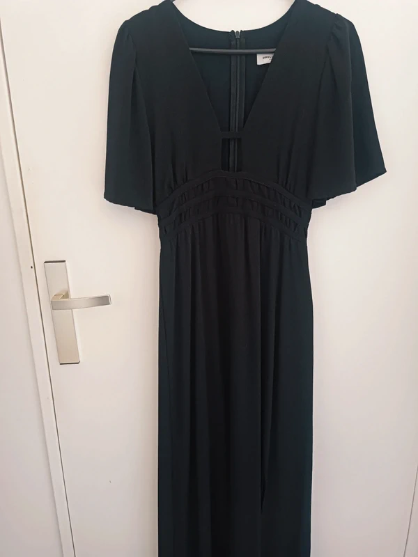 Robe longue noire décolleté plongeant Opullence Taille XS En très bon état - photo numéro 3