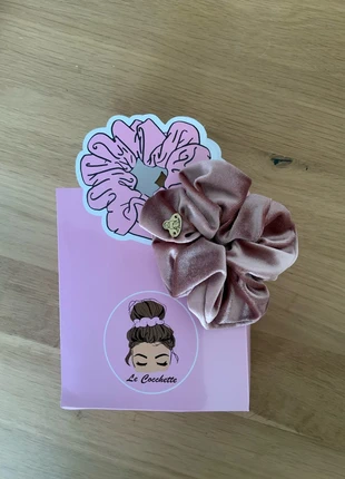 Schrunchie, marque: le cocchette, état: Neuf avec étiquette, 10,00 €, 11,20 € Protection acheteurs (Pro) incluse