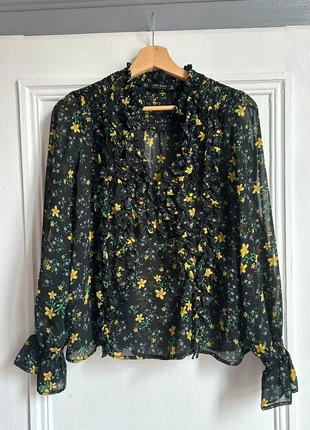 Chemisier fluide Zara à fleurs – chic & romantique, marque: Zara, état: Très bon état, taille: M / 38 / 10, 8,00 €, 9,10 € Protection acheteurs incluse