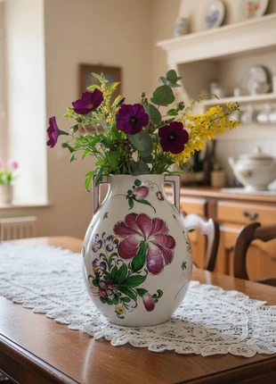 Superbe Cruche ou Vase en Faïence Polychrome à Grand Décor Floral, Signé Henri Chaumeil, merk: ancien, staat: Heel goed, € 30,00, € 32,20 inclusief Kopersbescherming