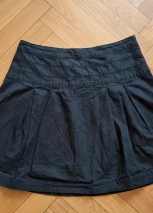 Jupe plissée lin noire Camaïeu Taille 40 Très Bon État, marke: Camaïeu, zustand: Sehr gut, größe: L / 40 / 12, 2,80 €, 3,64 € inklusive Vinted-Käuferschutz