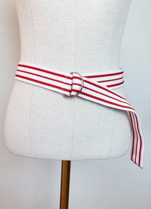 Ceinture vintage ajustable blanche rayée rouge #vintage, marke: Vintage, zustand: Sehr gut, größe: Größenverstellbar, 5,00 €, 5,95 € beinhaltet Vinted-Käuferschutz Pro