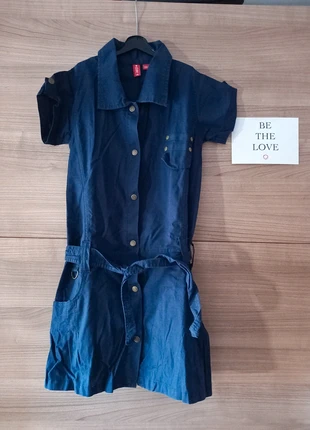 Stoer navy blue jurkje met korte mouwen, riempje, kraagje en zakken Girls 128 134, marque: Girls, état: Très bon état, taille: 7 ans / 122 cm, 8,00 €, 9,10 € Protection acheteurs incluse