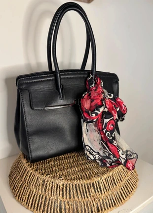 Sac a main femme noir, état: Très bon état, 4,00 €, 4,90 € Protection acheteurs incluse