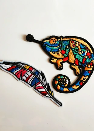Lote de dos parches termoadhesivo pluma y camaleón multicolor estilo chic punk, marque: Local, état: Très bon état, 1,95 €, 2,75 € Protection acheteurs incluse