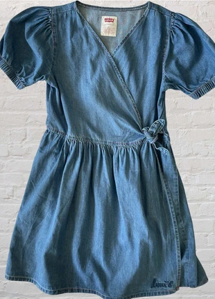Robe Levi’s t.8ans, brand: Levi's, condition: Very good, size: 8 years / 128 cm, €12.00, €13.30 includes Buyer Protection