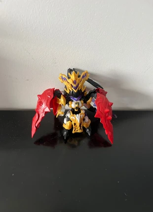 Figurine gundam japonaise, brand: gundam, condizioni: Nuovo senza cartellino, taglia: Taglia unica, €3.00, €3.85 include la Protezione acquisti