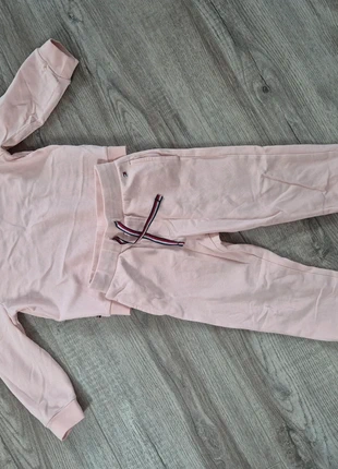 Setje, marca: Tommy Hilfiger, estado: Muy bueno, tamaño: 24-36 meses / 92 cm, 35,00 €, 37,45 € Protección al comprador incluida