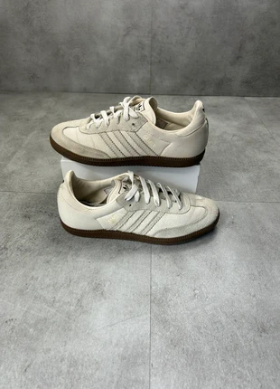 chaussures baskets adidas samba og beige daim semelle marron très bon état taille 38, marke: adidas, zustand: Sehr gut, größe: 38, 45,00 €, 47,95 € beinhaltet Vinted-Käuferschutz Pro