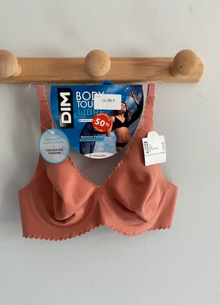 Soutien-gorge DIM Body Touch – Rose poudré – Neuf avec étiquette, marque: DIM, état: Neuf avec étiquette, taille: 90B, 13,00 €, 14,35 € Protection acheteurs incluse