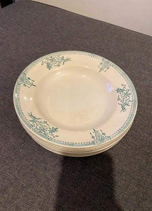 8 assiettes creuses st Amand, marque: Saint Amand, état: Très bon état, 40,00 €, 42,70 € Protection acheteurs incluse