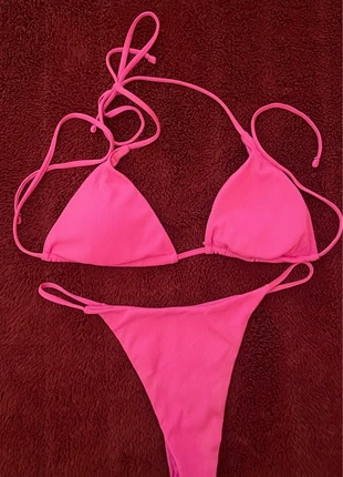 bikini fucsia, marke: Shein, zustand: Neu, größe: S / 36 / 8, 2,00 €, 2,80 € inklusive Vinted-Käuferschutz