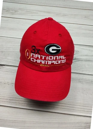 Casquette Georgia bulldogs, marke: 47 Brand, zustand: Sehr gut, größe: Einheitsgröße, 11,90 €, 13,20 € beinhaltet Vinted-Käuferschutz Pro