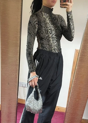 Snakeskin turtle neck, brand: Stradivarius, condition: Good, size: S / 36 / 8, €5.00, €5.95 includes Buyer Protection