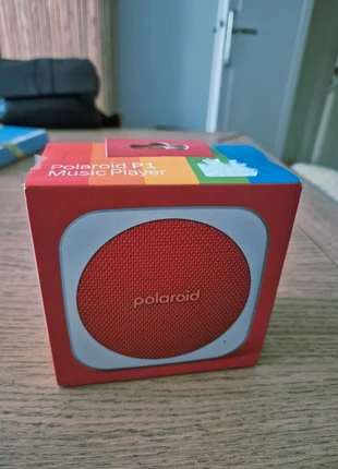 Enceinte Polaroid P1 rouge, marque: Polaroid, état: Neuf sans étiquette, 20,00 €, 21,70 € Protection acheteurs incluse