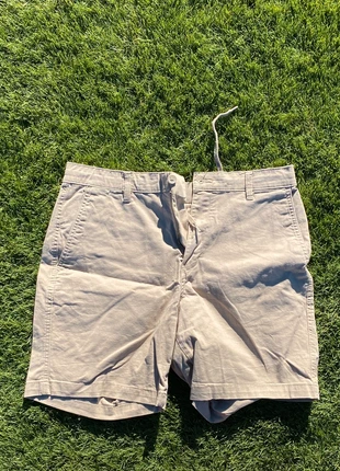 short beige h&m, marca: H&M, estado: Muito bom, tamanho: M, €4.00, €4.90 inclui Proteção do Comprador