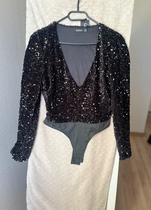 Body pailleté noir, marque: Boohoo, état: Neuf avec étiquette, taille: M / 38 / 10, 10,00 €, 11,20 € Protection acheteurs incluse