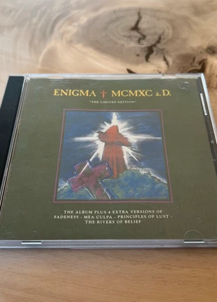 CD: Enigma - mcmxc a.D, staat: Heel goed, € 3,00, € 3,85 inclusief Kopersbescherming