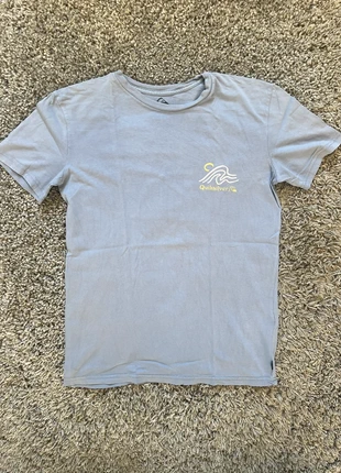 Tee shirt Quiksilver violet en XS, marke: Quiksilver, zustand: Sehr gut, größe: XS, 5,00 €, 5,95 € inklusive Vinted-Käuferschutz