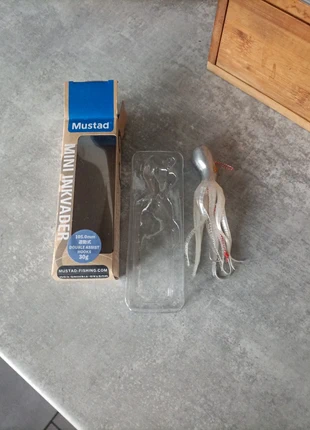 Leurre pour la pêche en mer où dû bord, marque: Mustad, état: Neuf sans étiquette, 6,00 €, 7,00 € Protection acheteurs incluse