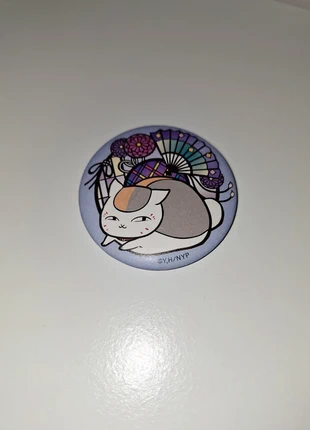 Badge violet nyanko sensei, marque: NY.P, état: Bon état, 5,00 €, 5,95 € Protection acheteurs incluse
