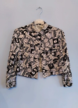 Bershka tarot cropped shirt 🌛, brand: Bershka, condizioni: Ottime, taglia: XS / IT 38 / EU 34, €4.00, €4.90 include la Protezione acquisti