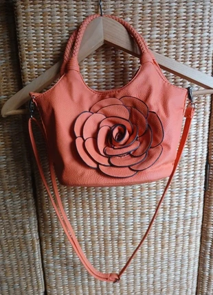 Sac à main  à grosse fleur centrale style vintage  ° Bohème | Hippie chic | événement Mariage °, staat: Nieuw zonder prijskaartje, € 8,00, € 9,10 inclusief Kopersbescherming