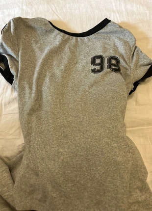 grey t-shirt, brand: Shein, condition: Very good, size: S / UK 8-10, £1.50, £2.28 includes Buyer Protection